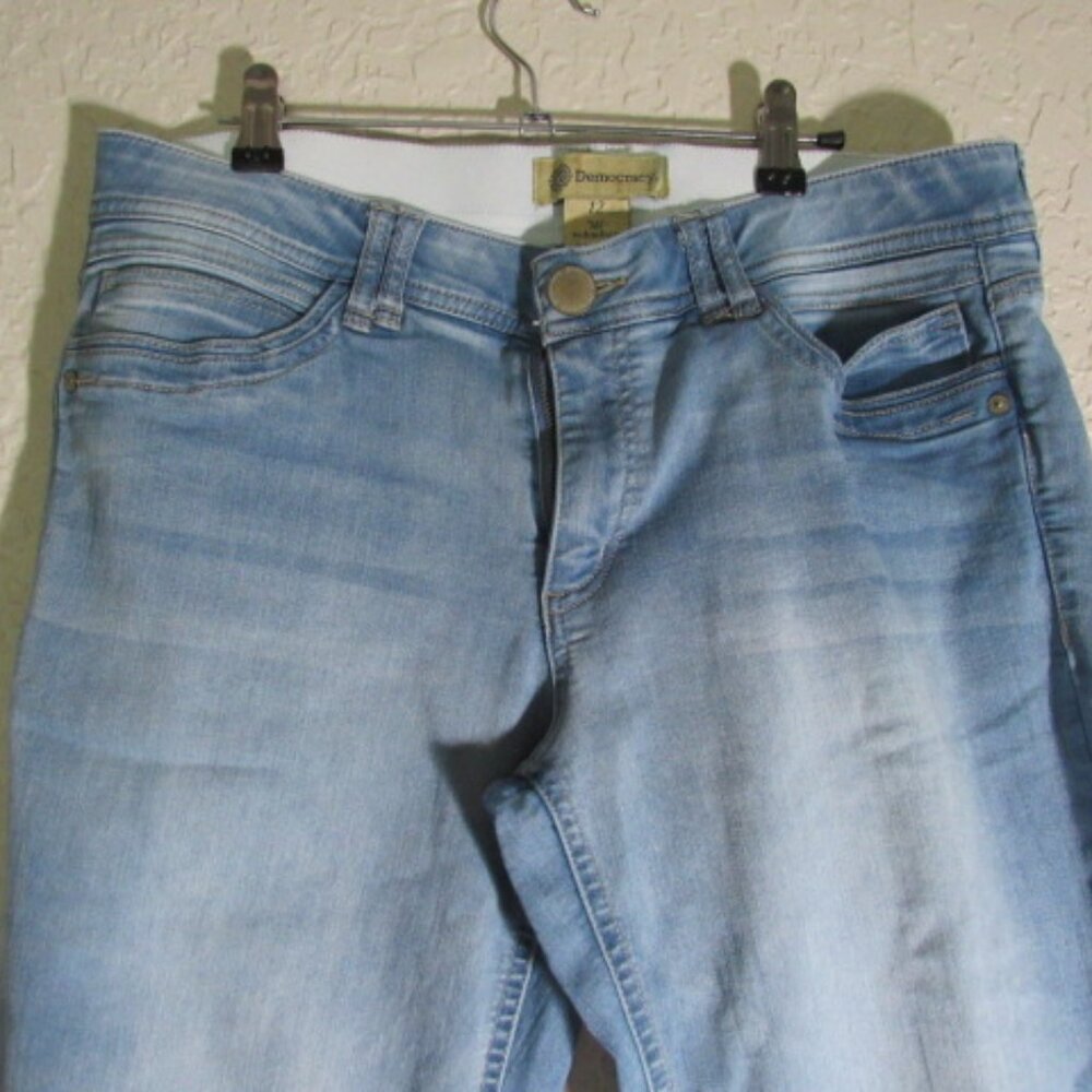 Democracy Size 12 AB Technology Light Wash Skinny Jeans